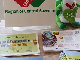 Hiša medu Božnar na svetovni razstavi EXPO 2015